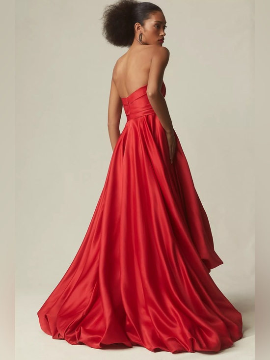 Anthropologie Dresses & Skirts - MAC DUGGAL
Strapless Asymmetrical Maxi Dress
